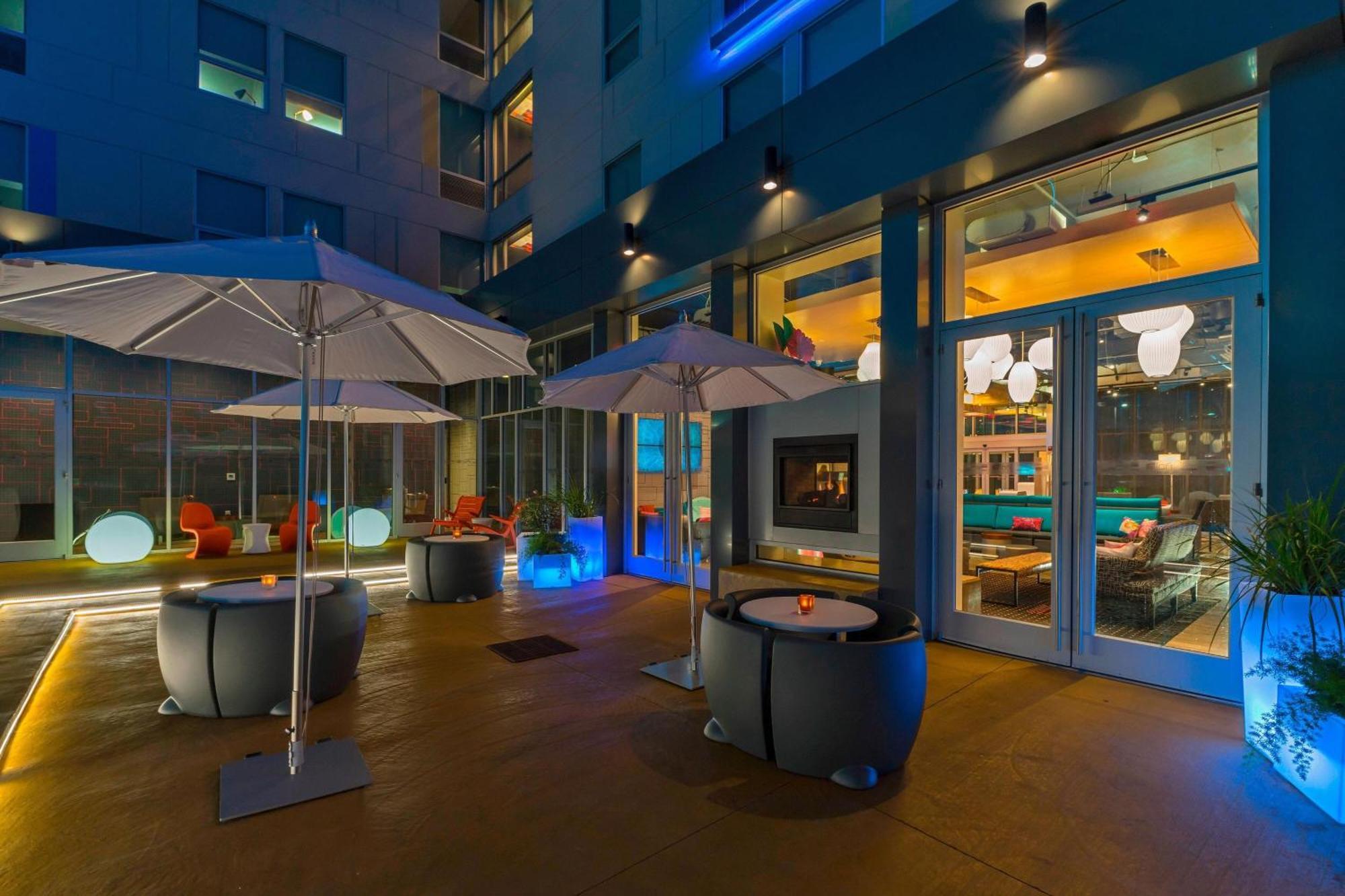 Aloft College Station Hotel Exterior foto